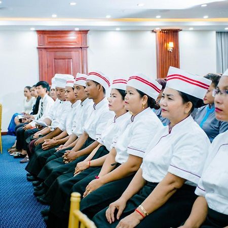 Kampong Thom Royal Hotel Экстерьер фото