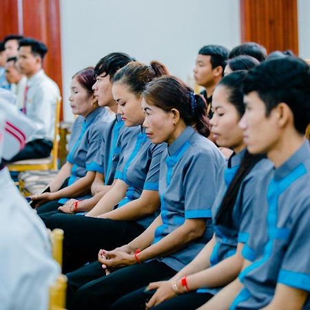 Kampong Thom Royal Hotel Экстерьер фото